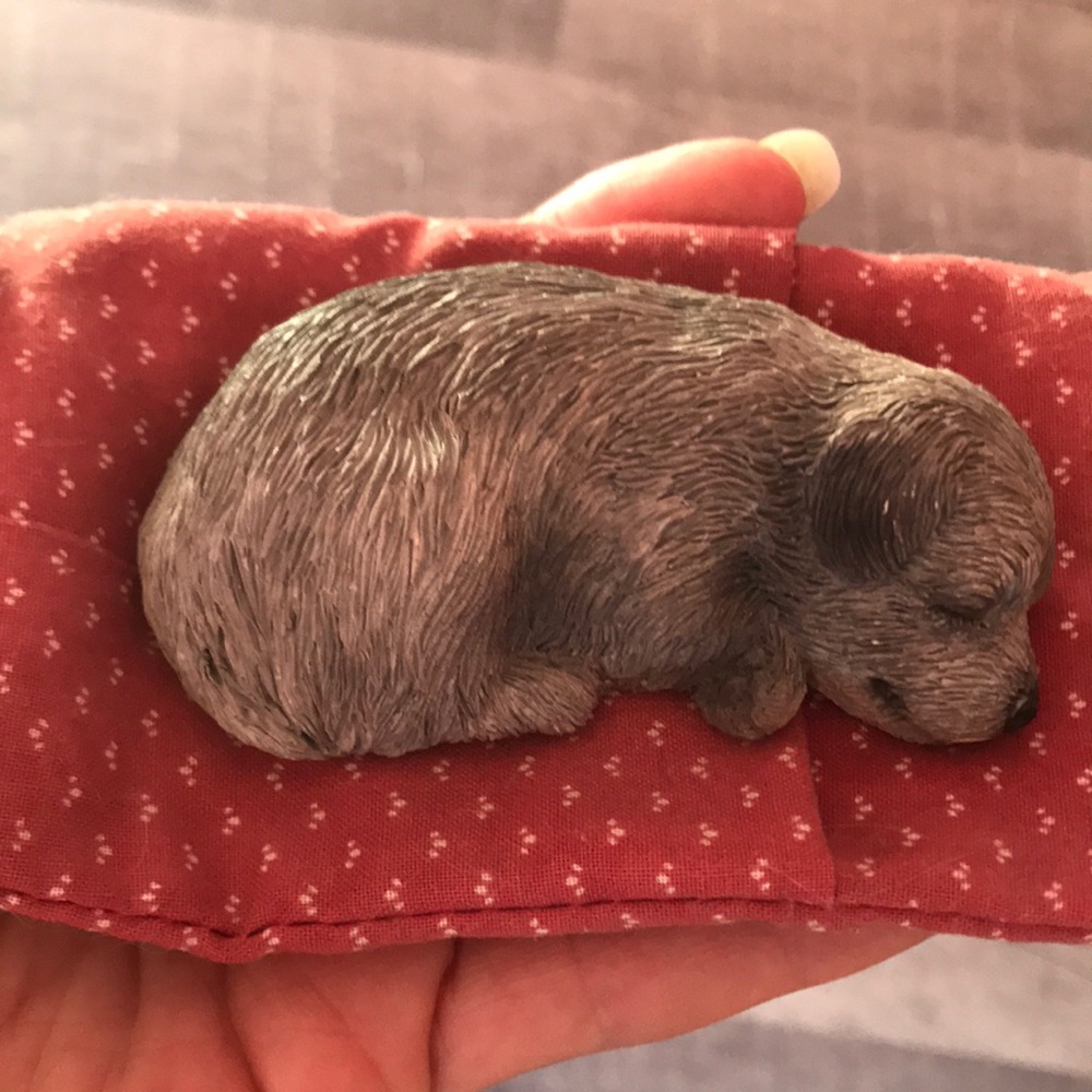 Grey Sandicast puppy vintage